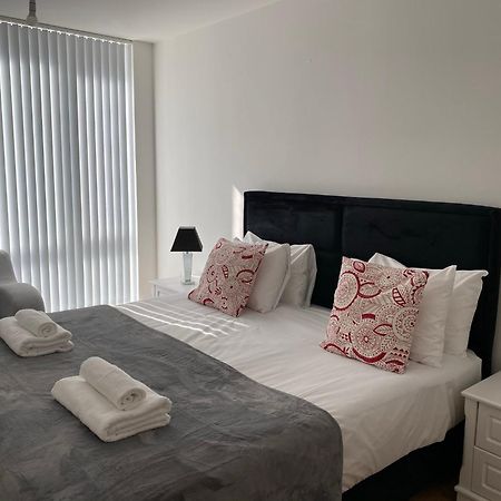 Berks Luxury Serviced Apartments , Free Parking, Free Gym And Free Wifi Bracknell Camera foto