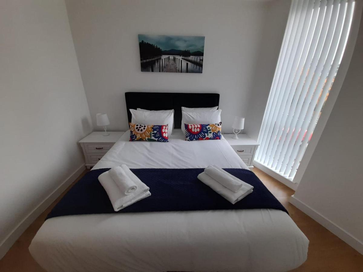 Berks Luxury Serviced Apartments , Free Parking, Free Gym And Free Wifi Bracknell Esterno foto