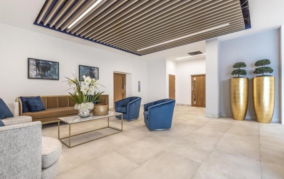 Berks Luxury Serviced Apartments , Free Parking, Free Gym And Free Wifi Bracknell Esterno foto