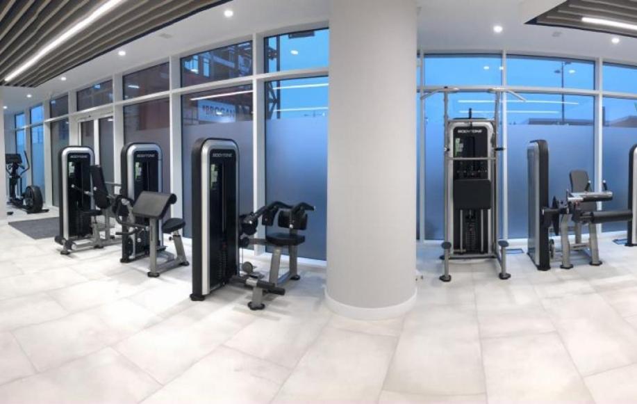Berks Luxury Serviced Apartments , Free Parking, Free Gym And Free Wifi Bracknell Esterno foto